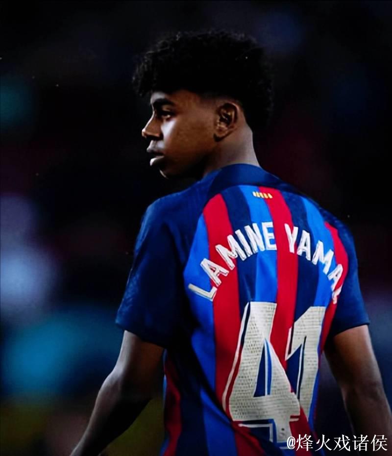 弗利克盛赞拉马西亚 “所有球员状态都接近100%” 弗利克盛赞拉马西亚 “所有球员状态都接近100%”